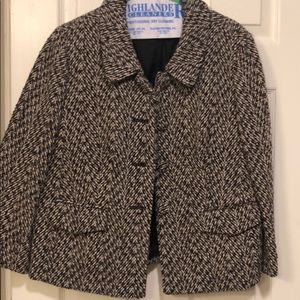 Woman’s short suit jacket